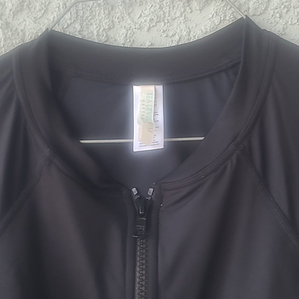 Sea Level Swim Size 12 Black Long Sleeve Zip Front One Piece Swimsuit - Picture 2 of 8